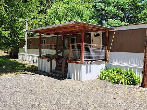 2nd image of 32050 N Umpqua Hwy Unit 128