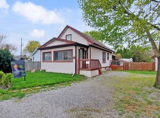 521 Carlton St, Saint Catharines, ON L2M4X6