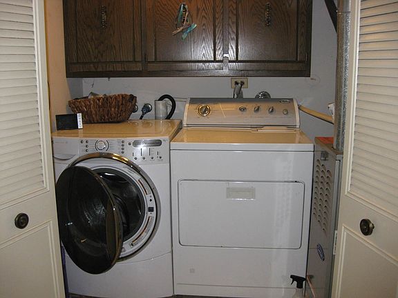 4th image of 13615 Royal Ct APT 306