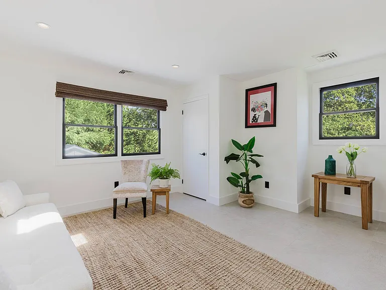 7 Quantuck Bay Ln — Photo 22