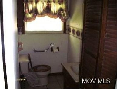 5th image of 110 Riverview Dr