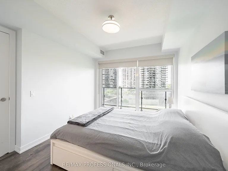 2220 Lake Shore Blvd W #909 — Photo 21