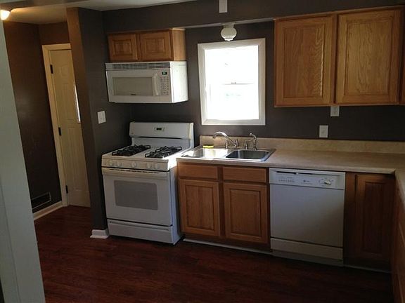 4th image of 1109 W 62nd Ave