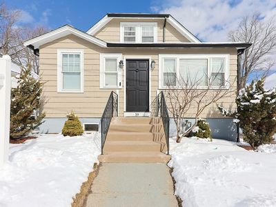 19 Arlington Rd, Waltham, MA, 02453