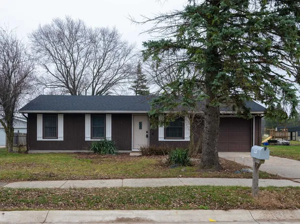 9461 Hemphill Dr, Fort Wayne, IN 46819