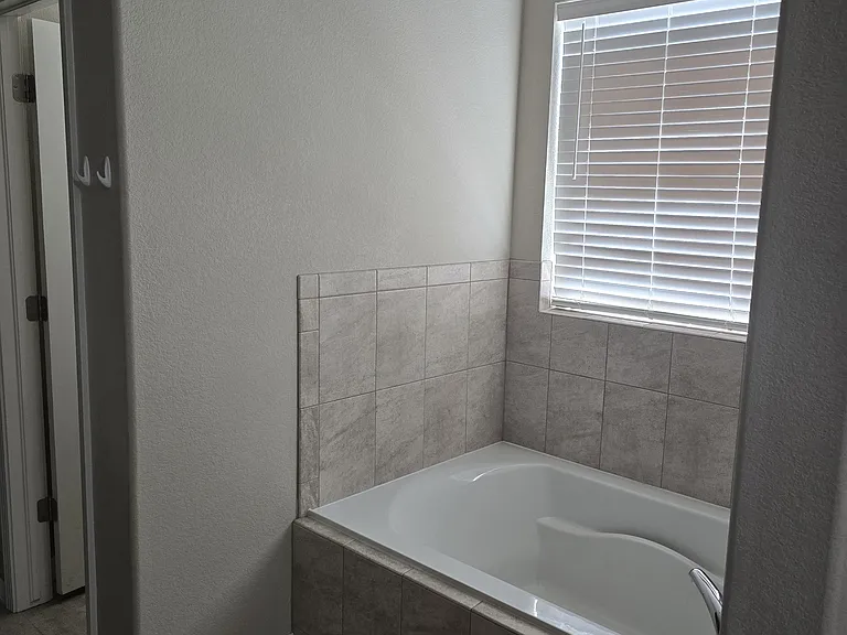 8230 Scoby Ct — Photo 15