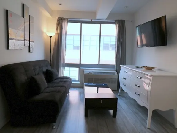 521 West 48th Street image 1 of 10