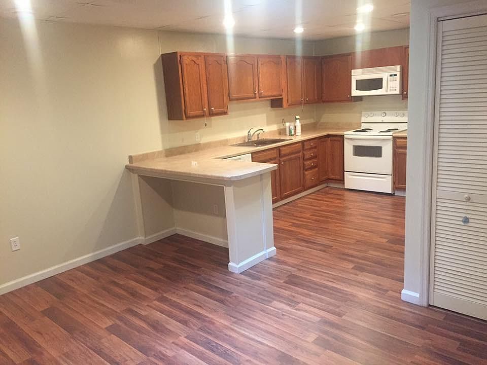 1st image of 203 Main St APT 305
