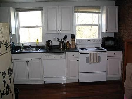 1st image of 13 Smythe St #3