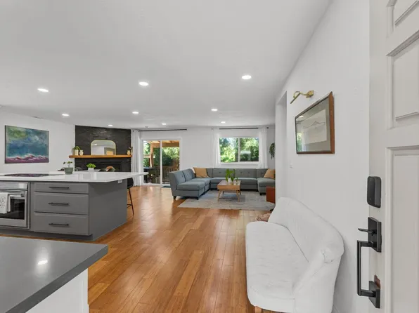 7889 Olive St, Fair Oaks, CA 95628