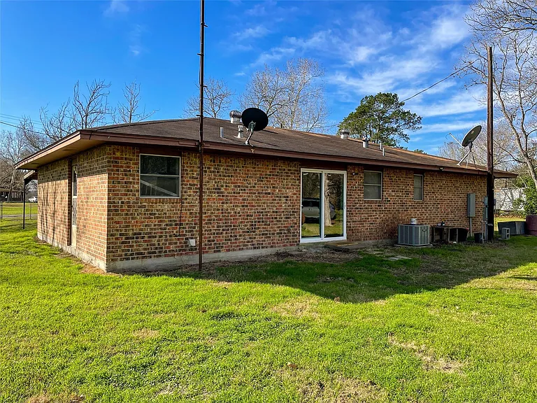 401 Anderson Rd — Photo 21