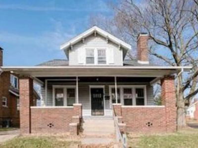 919 E McClure Ave, Peoria, IL, 61603
