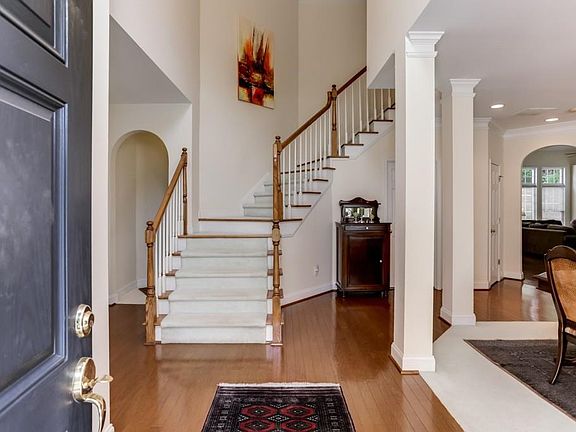 4th image of 1231 Kenway Cir