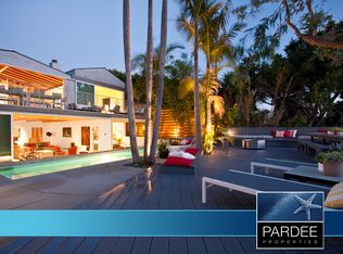 559 Radcliffe Ave, Pacific Palisades, CA 90272