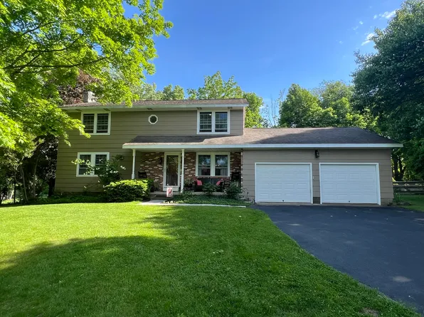 19 Jabez Allen Rd, Peru, NY 12972