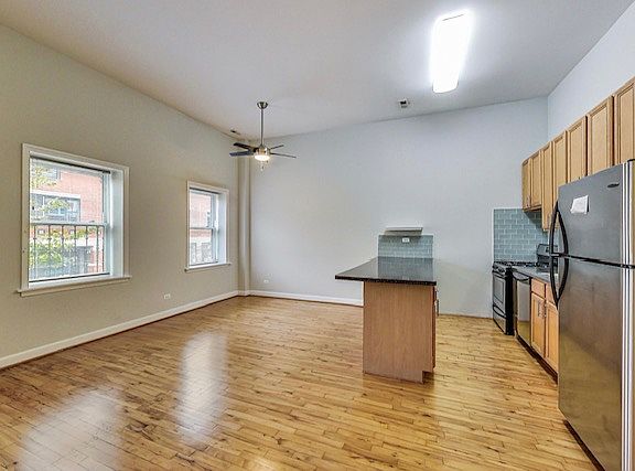 5th image of 2849 N Lincoln Ave #2N