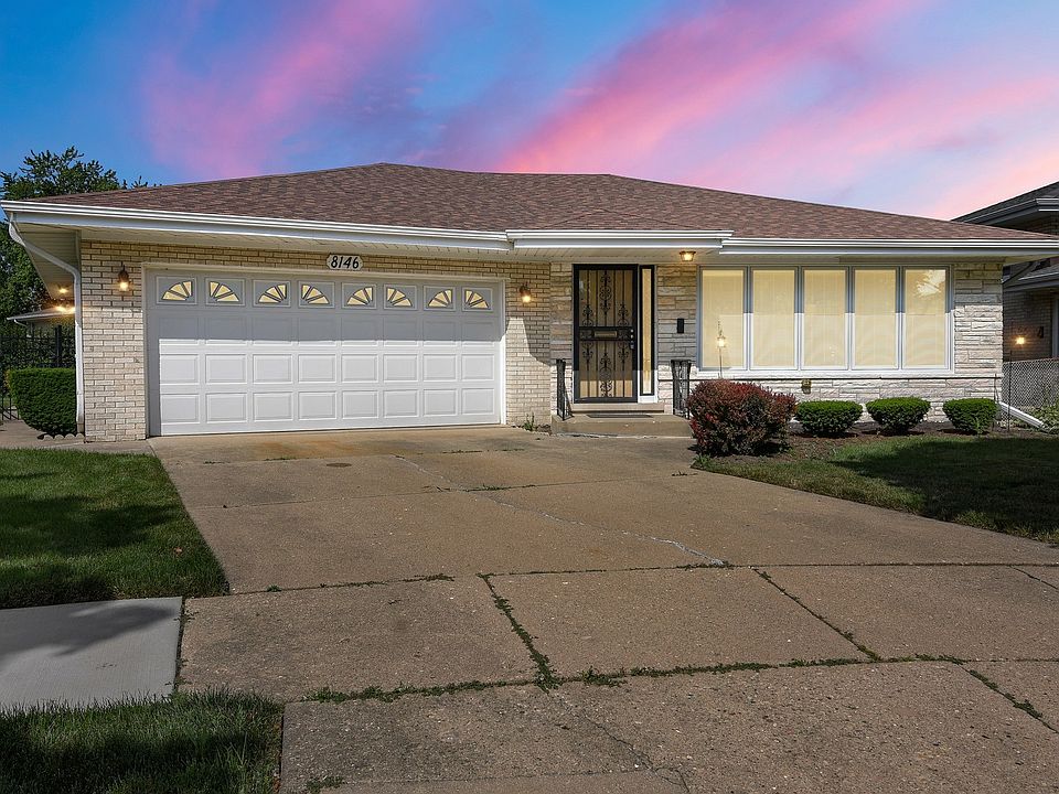 1st image of 8146 N Grand Ct