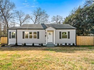 2621 Brentwood Pl, Charlotte, NC 28208