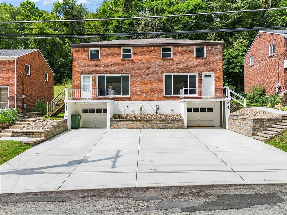 1st image of 834 & 836 Killarney Dr