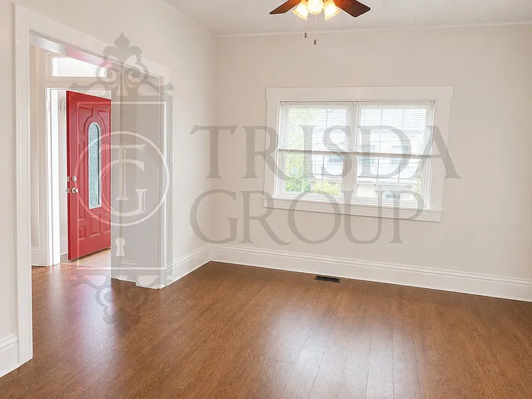 55 Ruth St — Photo 8