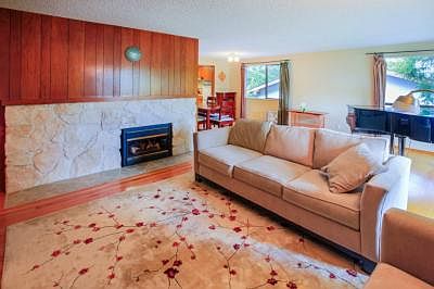 3rd image of 10017 41st Ave NE