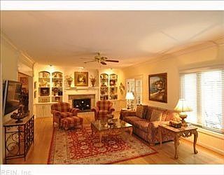 3rd image of 2621 Wimbledon Point Dr