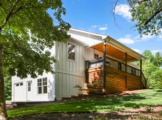 316 Big Raven Ln, Saluda, NC 28773