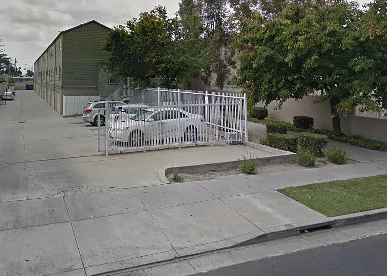 9208 Palm St #6 — Photo 1