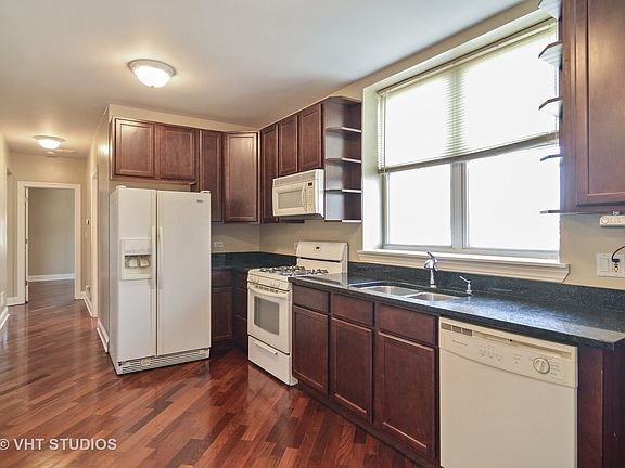 3rd image of 4819 W Hutchinson St APT 2F