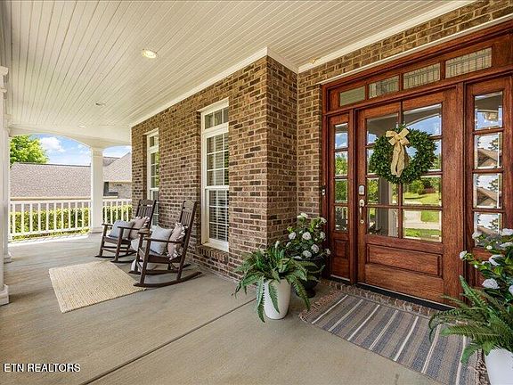 4th image of 1327 Copperstone Ln