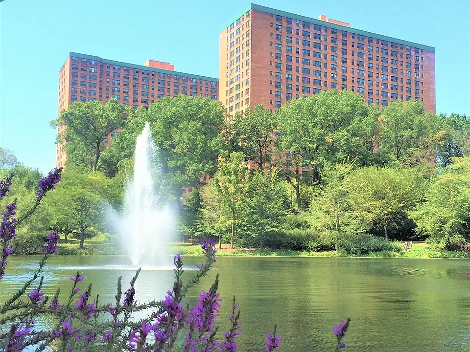 Garden Spires Apartments