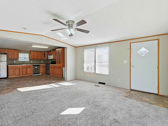 5th image of 13 Independence Ln