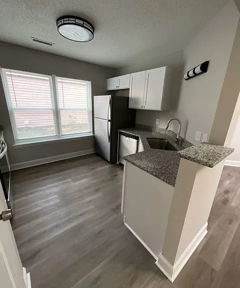 1204 Shipyard Blvd — Photo 4