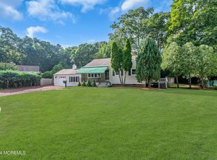 42 Arno St, Oakhurst, NJ 07755