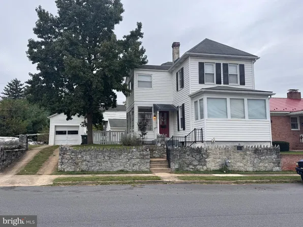 711 Chestnut St, Hagerstown, MD 21740