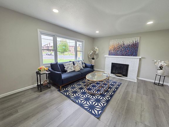 2nd image of 5201 W 84th St