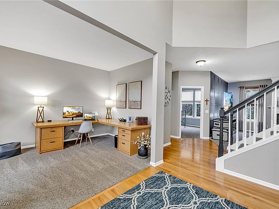 4th image of 9783 Burts Way