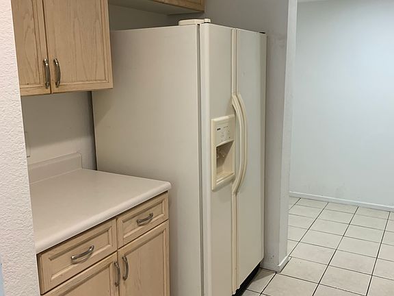 4th image of 7617 Allerton Ave