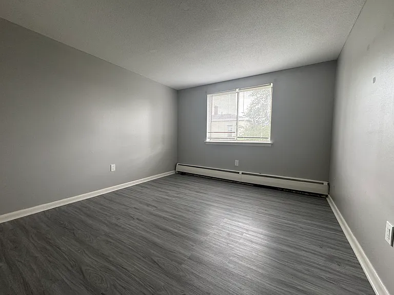 89-C4 S Whitney St #C4 — Photo 6