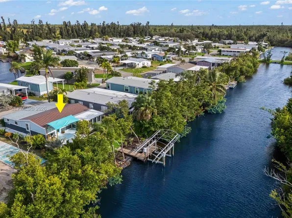 7150 Cobiac Dr, Saint James City, FL 33956