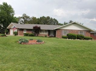 302 Ridgeway Dr, Jefferson City, MO 65109