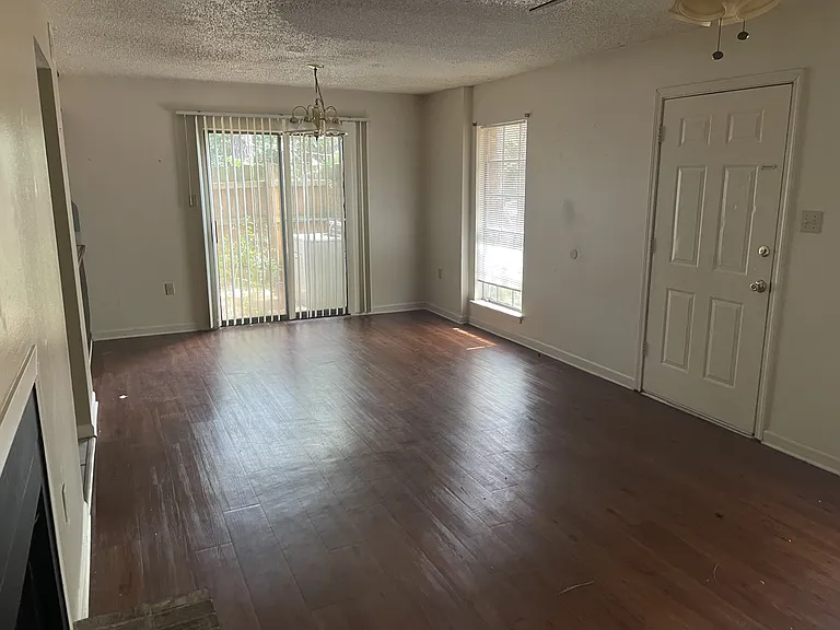 16534 George Oneal Rd #C — Photo 2
