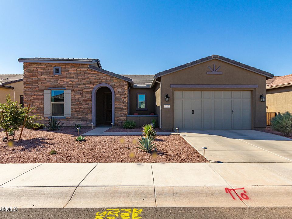 1st image of 41871 W Rosewood Lane