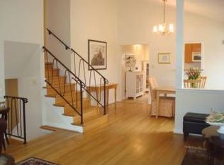 9519 Edgeley Rd, Bethesda, MD 20814