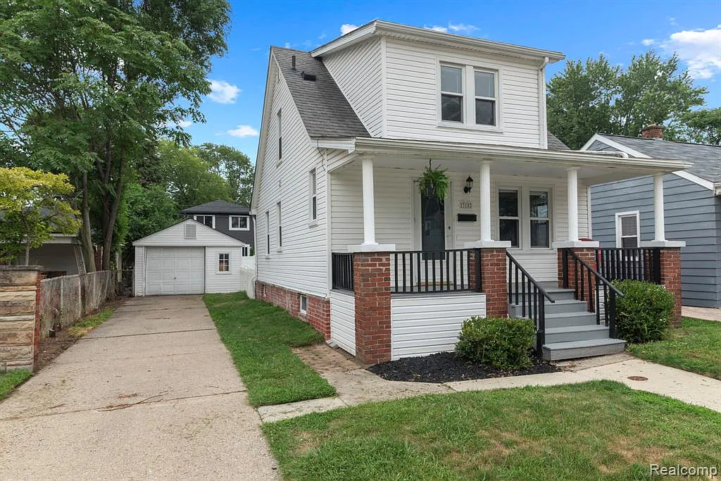 3 bed, 2.0 bath, 1250 sqft, $2,000 — Photo 2