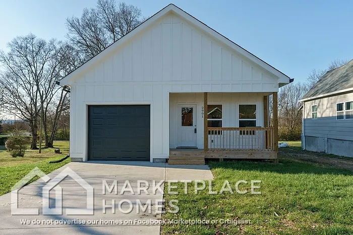 4 bed, 3.0 bath, 1650 sqft, $1,895 — Photo 1