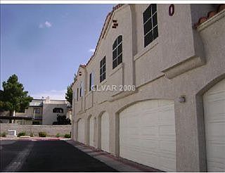2nd image of 1500 Oscar Ct Unit 203