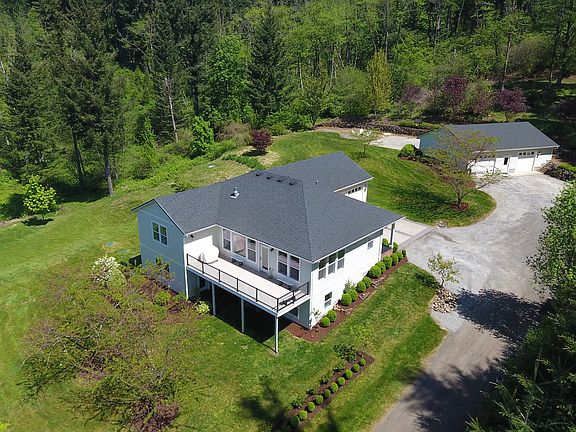 4th image of 22035 NE 266th St
