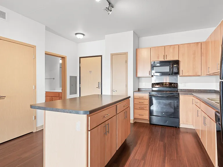 Fourth Street Co-op Apartments — Photo 61