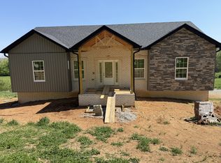 476 Buckeye Rd, Cumberland City, TN 37050